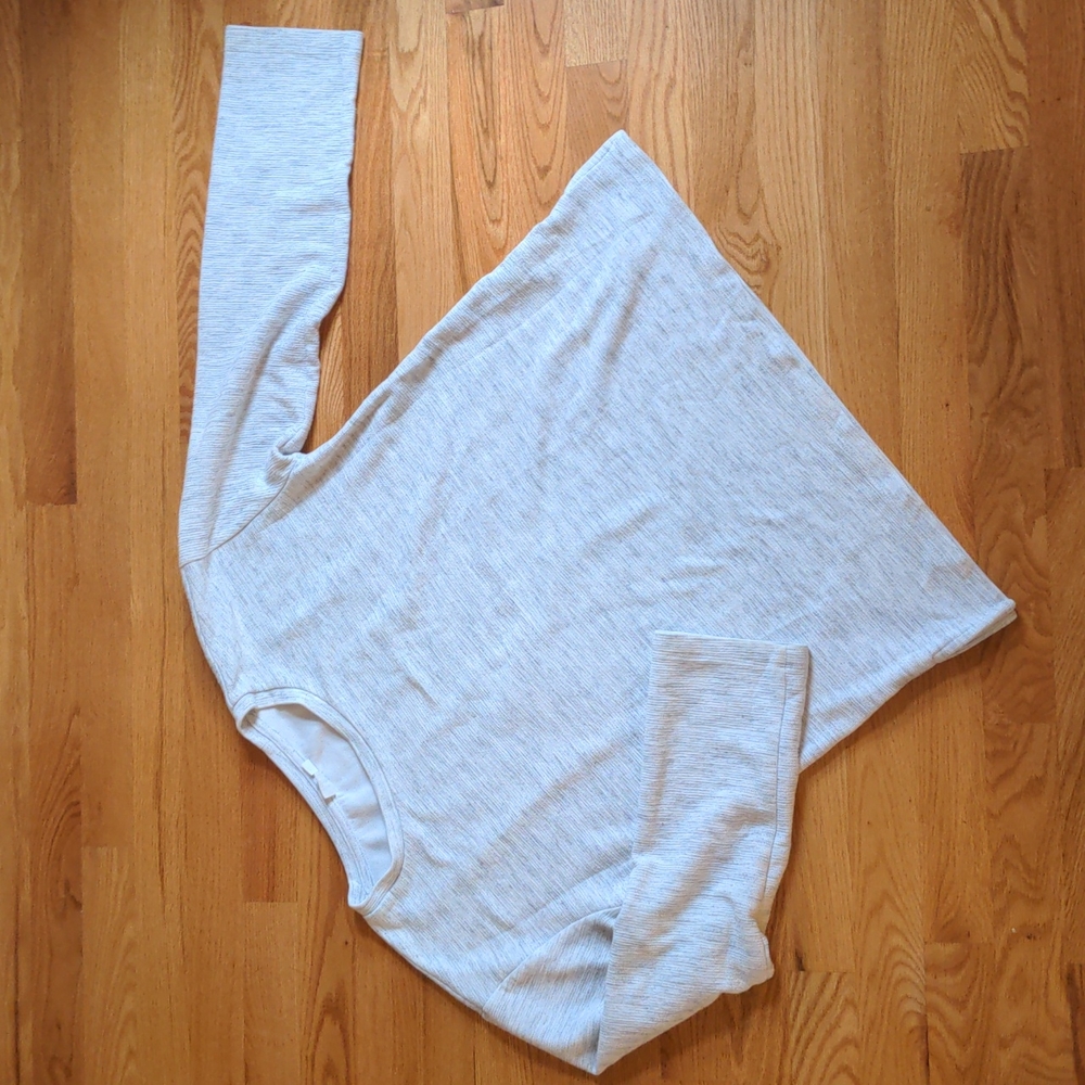 GAP Heathered Gray Pullover Ribbed Knit